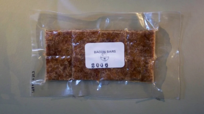最早被宇航员带上月球的食物:冻干培根